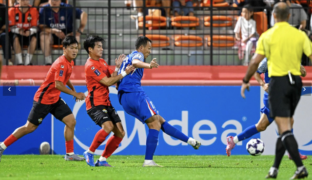 九游体育APP-关于今夜突围战来临，上海申花围绕亚冠再遭质疑，气氛紧张，心理建设被强调的信息