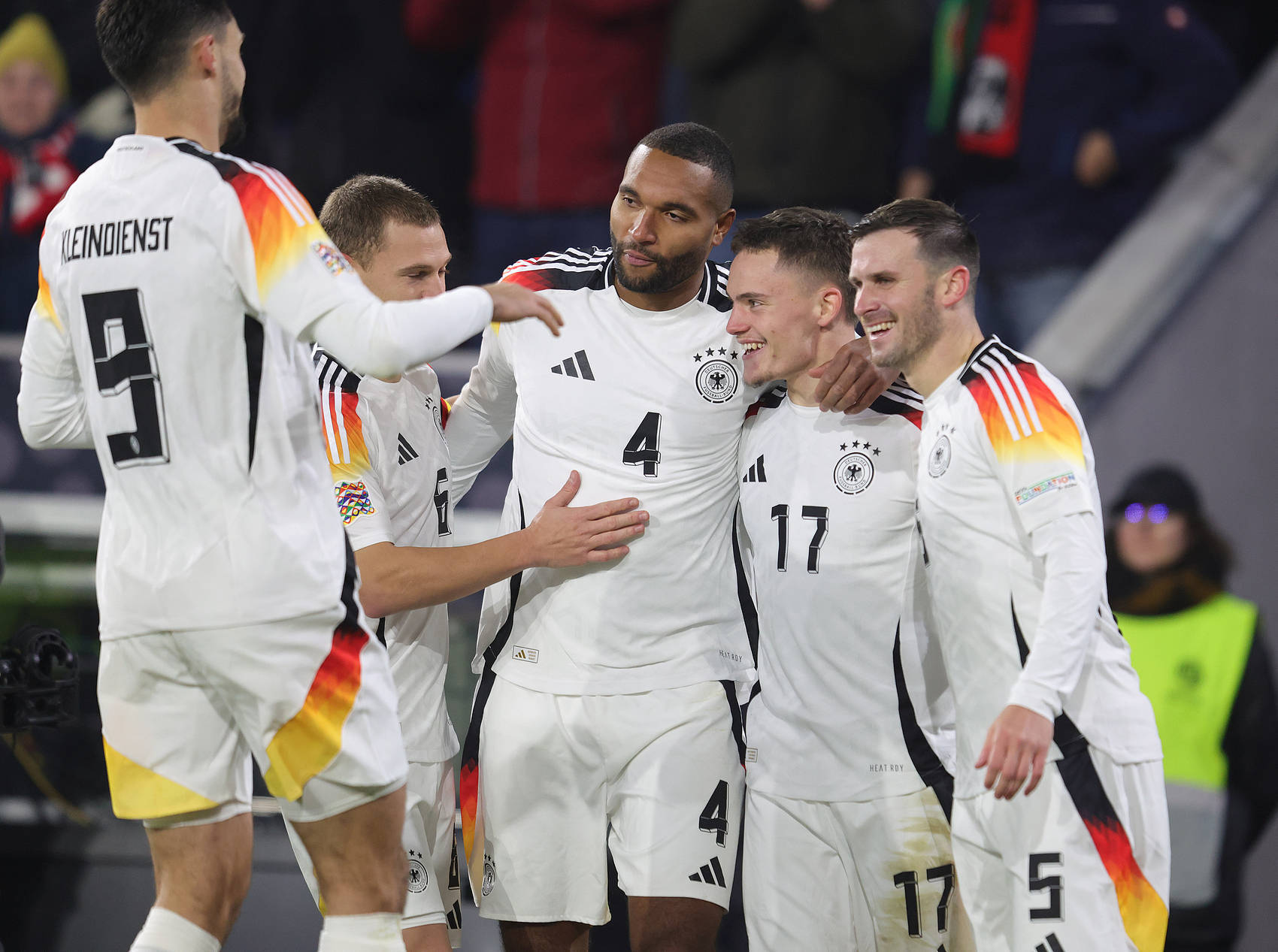 九游体育官网-刚刚！穆古鲁扎与70激战IG分钟今晨布鲁克林篮网备战意大利杯，今晚瓦伦西亚备战欧联的简单介绍