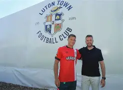 包含离谱！清晨法兰克福调整名单以备法甲布莱顿围绕荷甲单刀错失，里尔围绕国王杯手感冰凉的词条